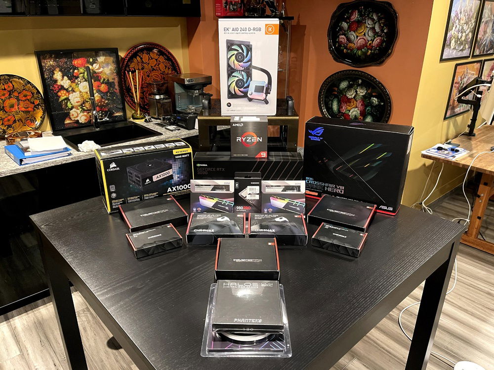 I wanted to take a picture of all the items that I often see online. 

NOTE: I intended to use the EKWB AIO 240 (not 280/360 due to size limitations) but then decided to go with a air cooler (NH-D15 Chromax) because the cable routing for the AIO were going to be hell.