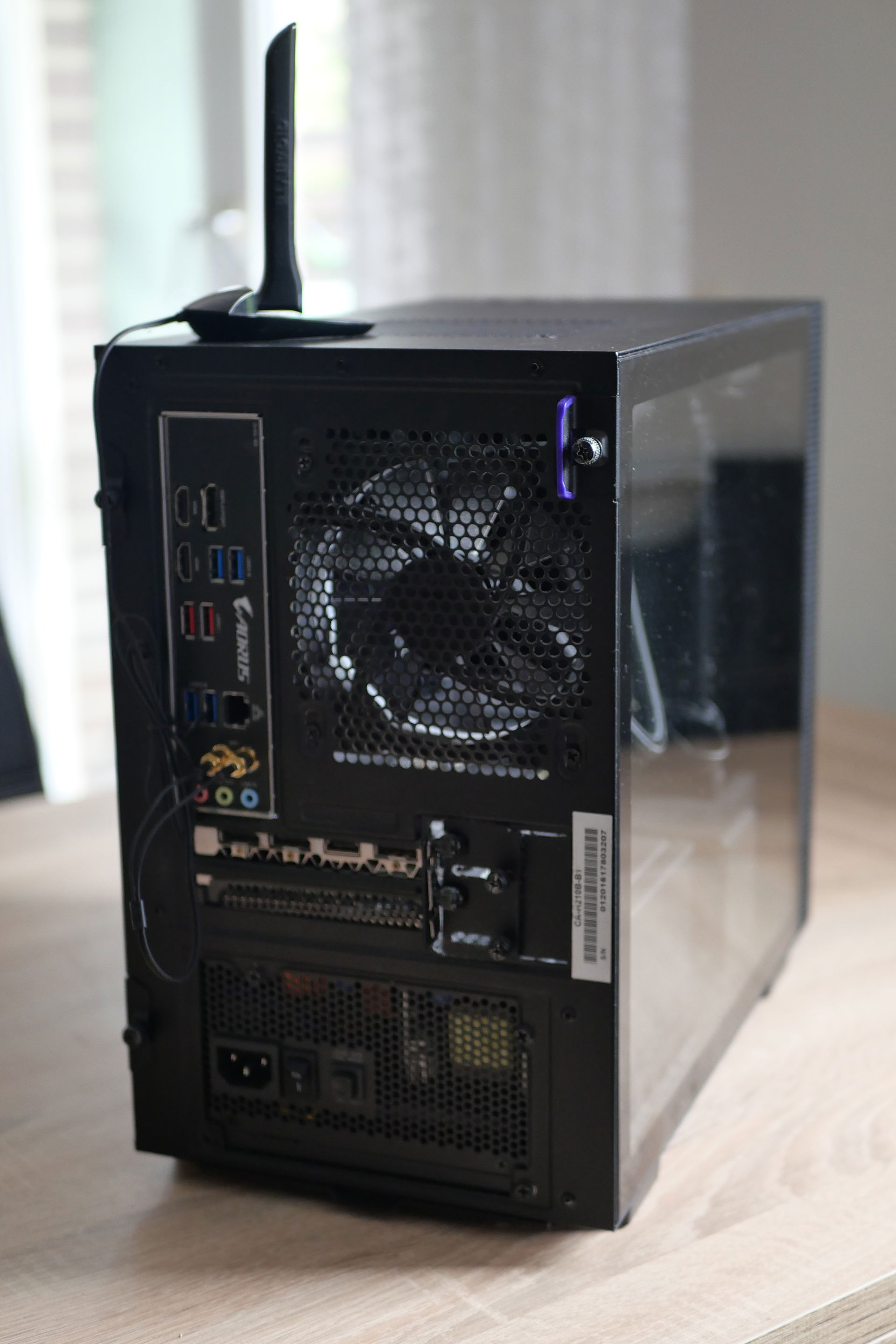 NZXT H210 w. R5 3600 / RTX 2060 Super » builds.gg