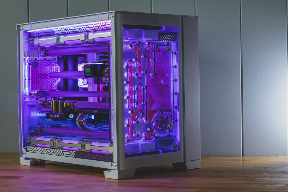 The Purple Cygnus Lian Li O Dynamic Mini Snow White Edition Builds Gg