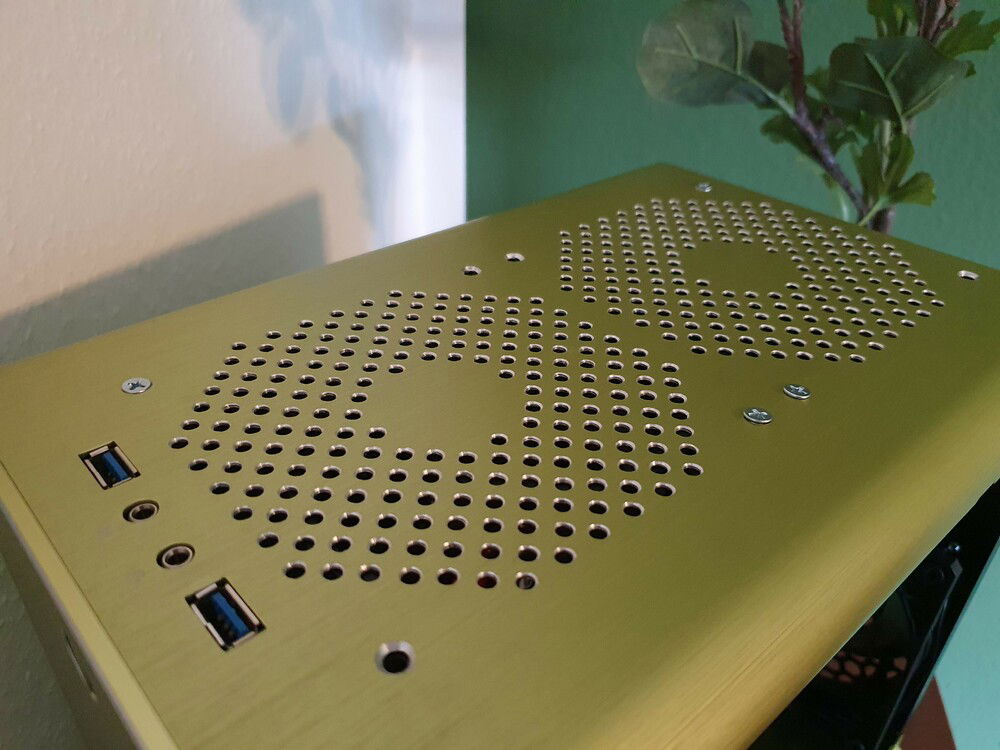 The holes for the fans are not 100% perfectly placed, so only went with 2 screws for each fan.