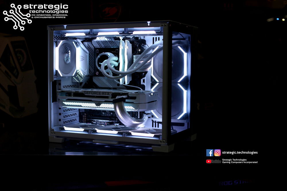 ASUS ROG Strix White x Lian Li 011 Dynamic Mini White » builds.gg