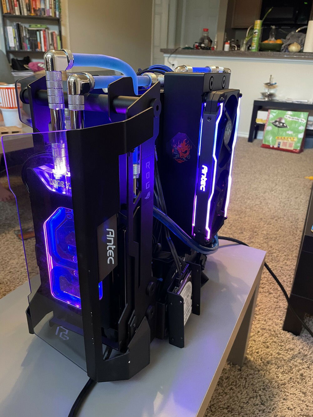Two Antec Prizm Cooling Matrix are used to set up a push and pull configuration for the best cooling performance.