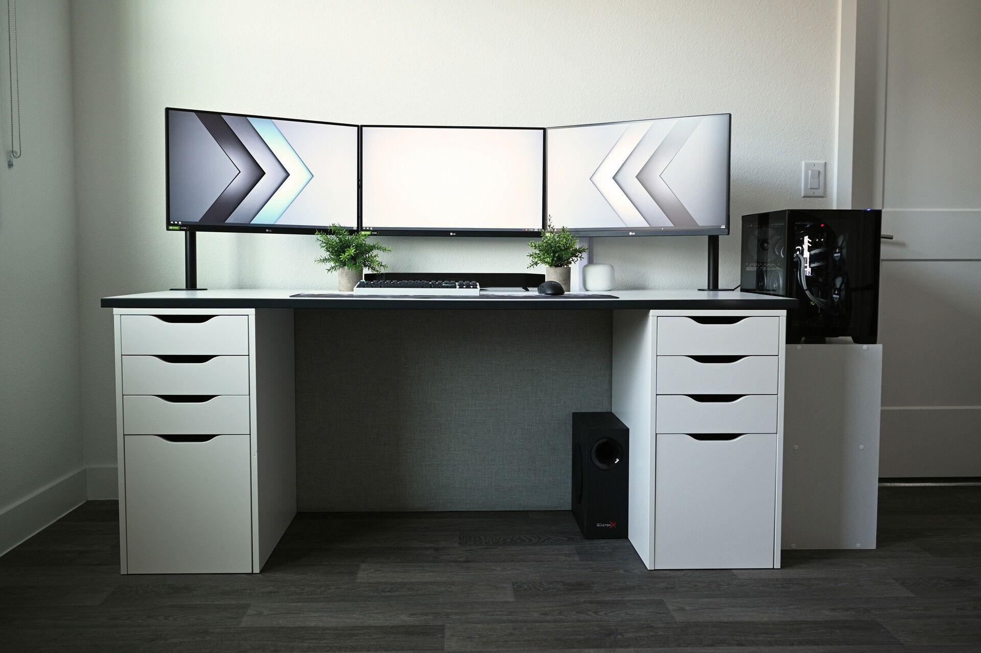 2021 Editing & Gaming Desktop Setup » builds.gg