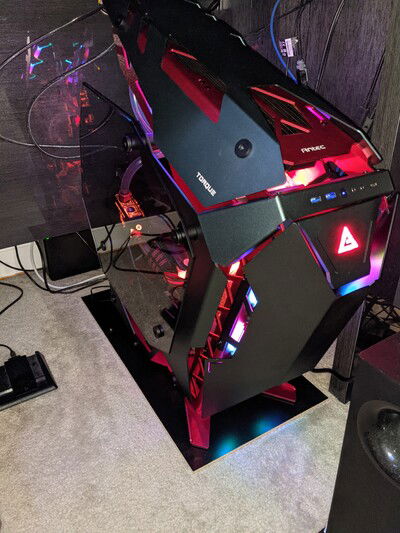 RED gaming pc » builds.gg