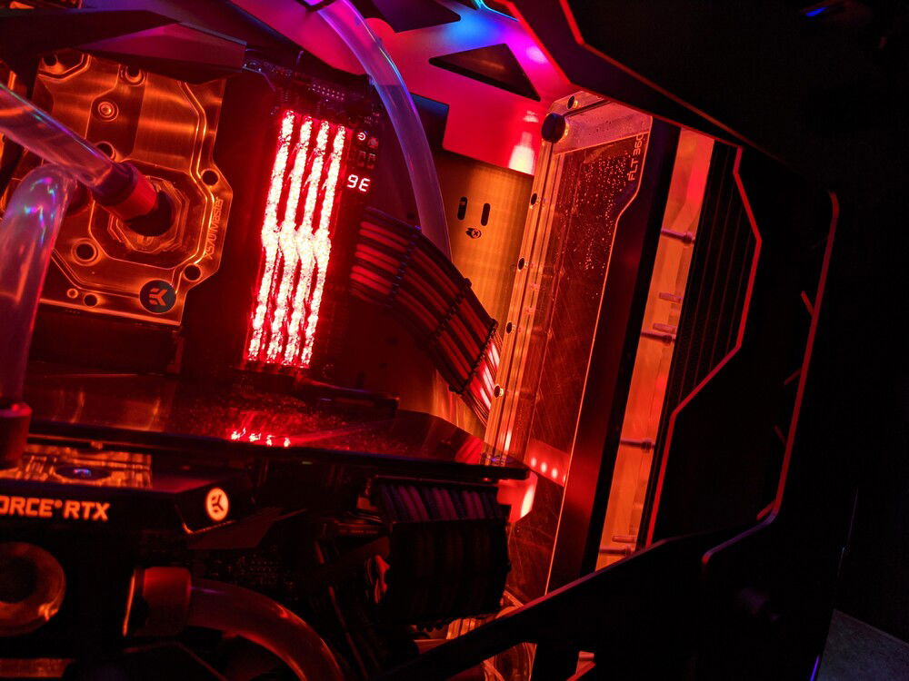 Distro Plate view, No Side Panel, No Flash