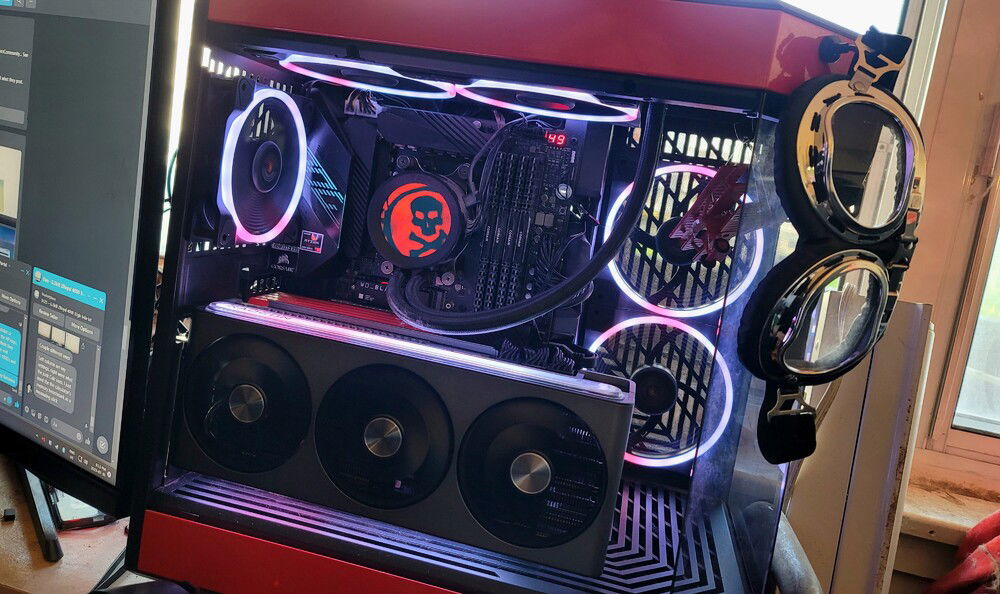 Older pic of more internals