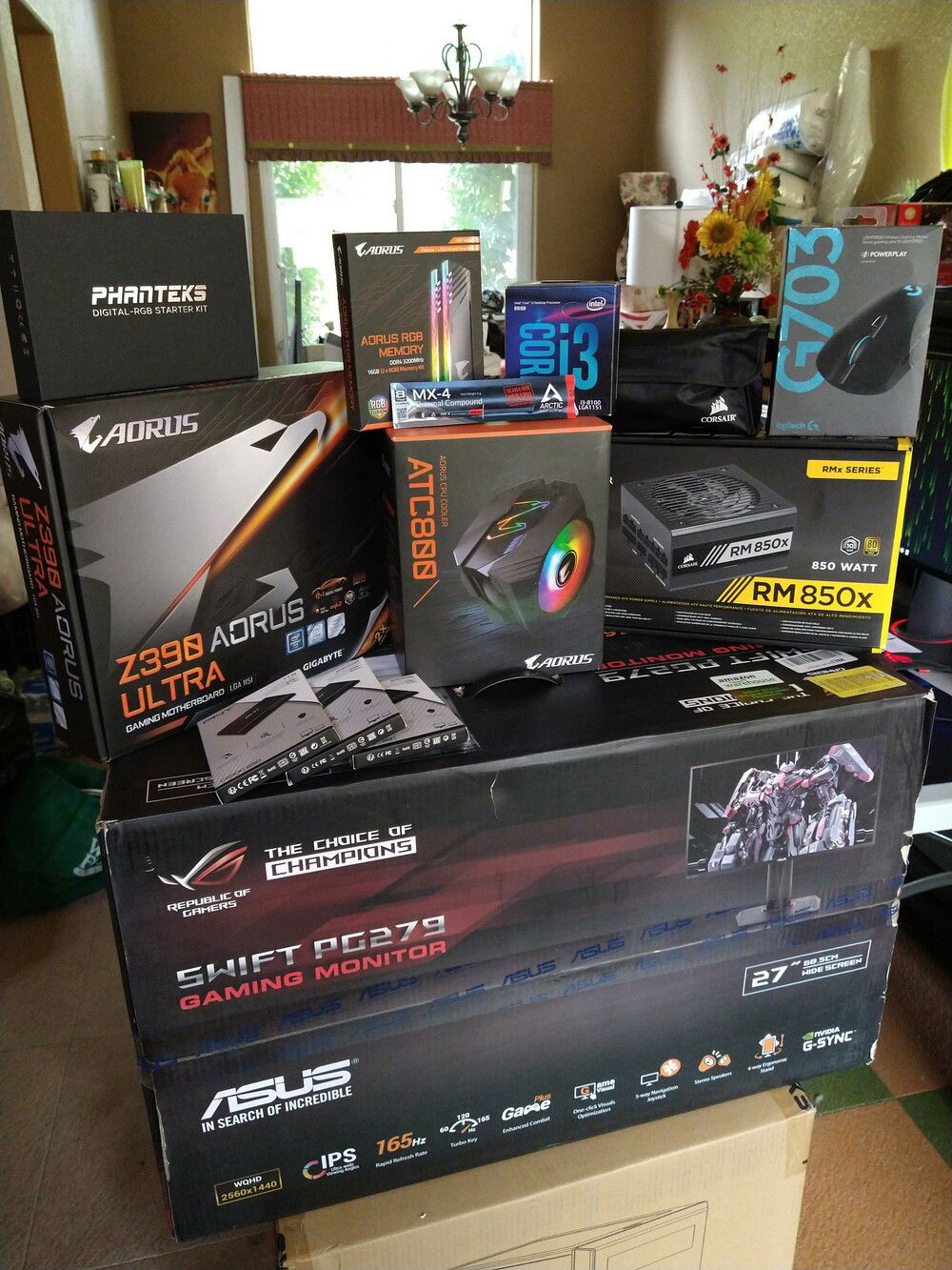 The Products picture that everyone has. I started off with the lowest cpu for the motherboard i have for troubleshooting if ever needed. I now have a i5 9600k. I will also be buying a 9900k in the near future.