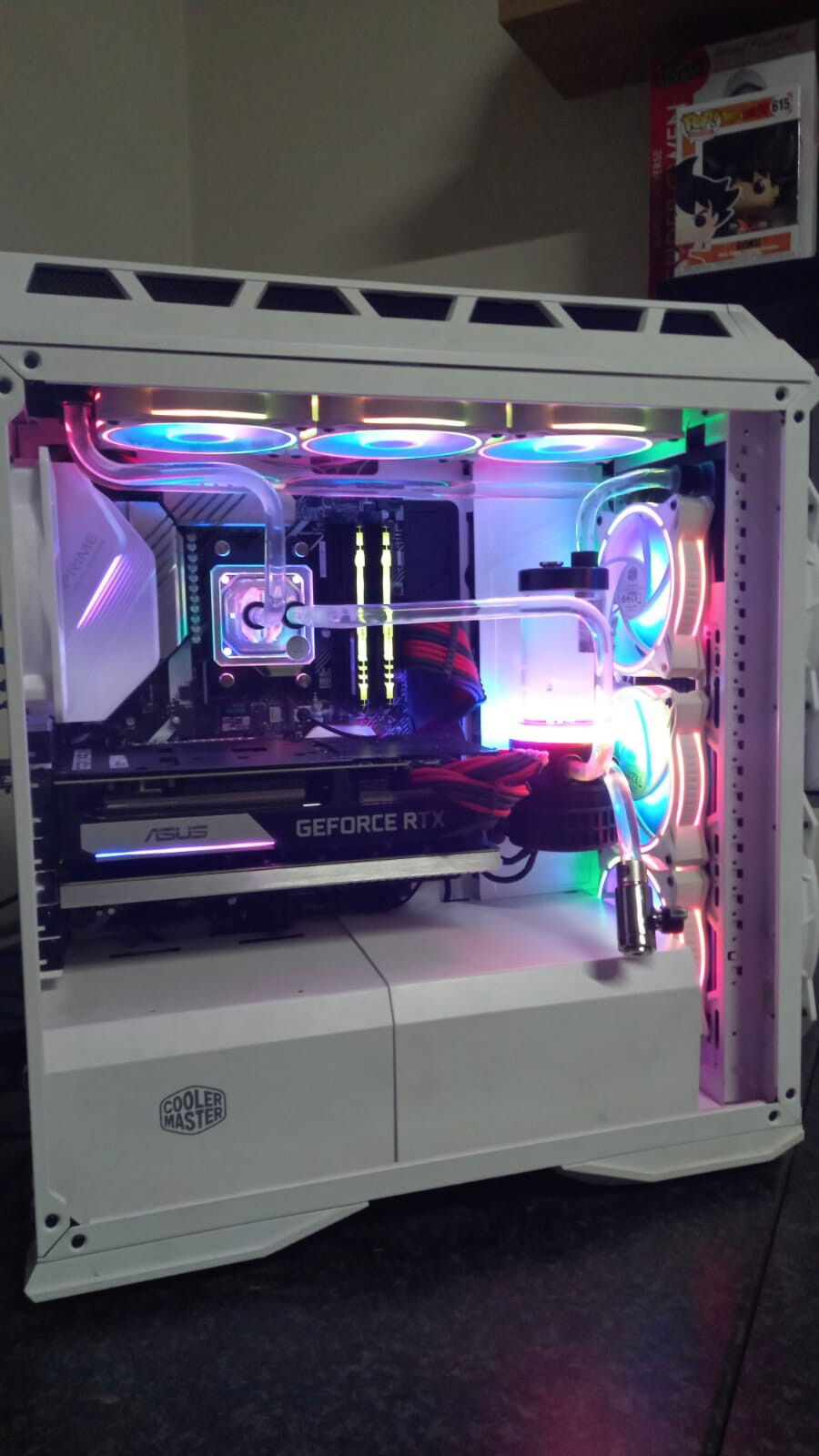 Clear liquid is actually quite pretty and not as plain as i originally thought it would be