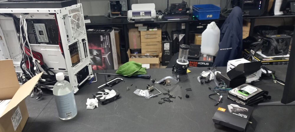 Servicing at the EKWB suppliers