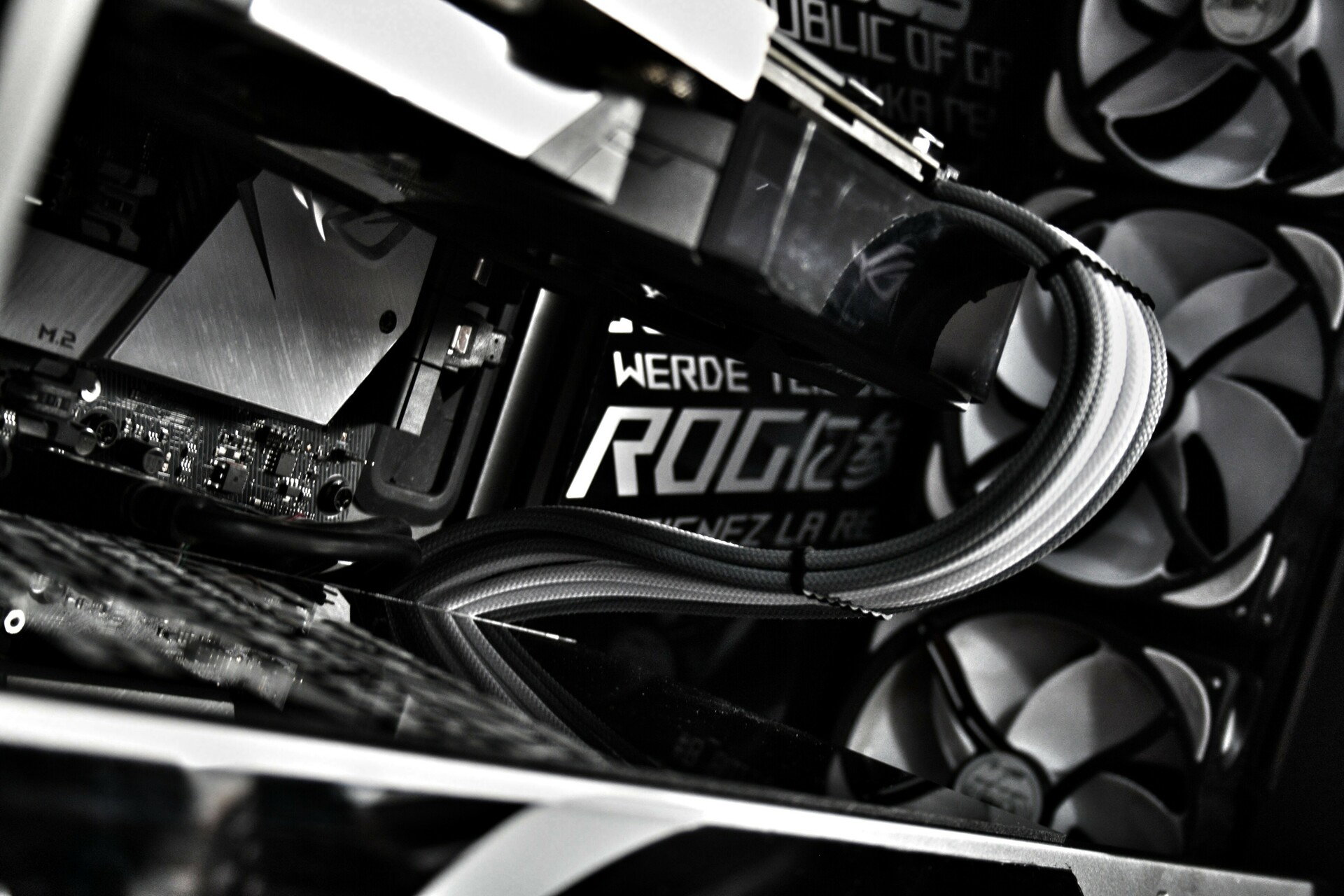 The ROG V1 » builds.gg