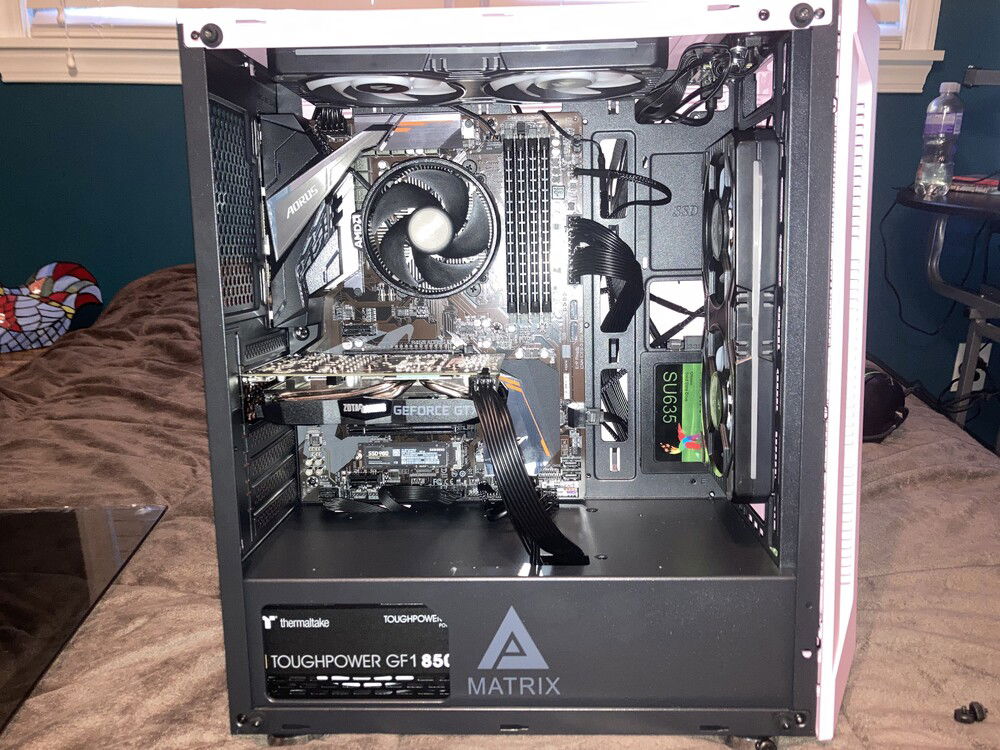 After a hour discord stream talking to Honey D’Moore it is done.