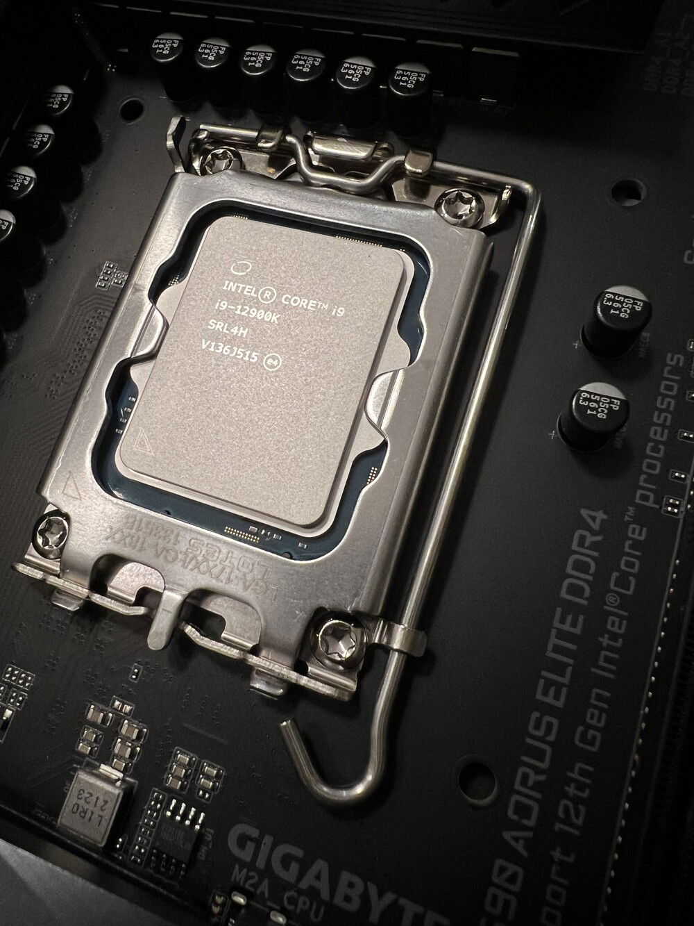 CPU