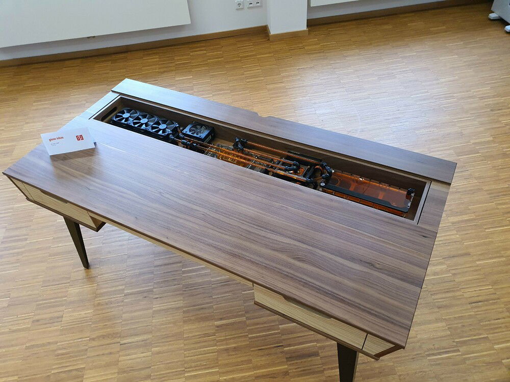 Top view without glass.