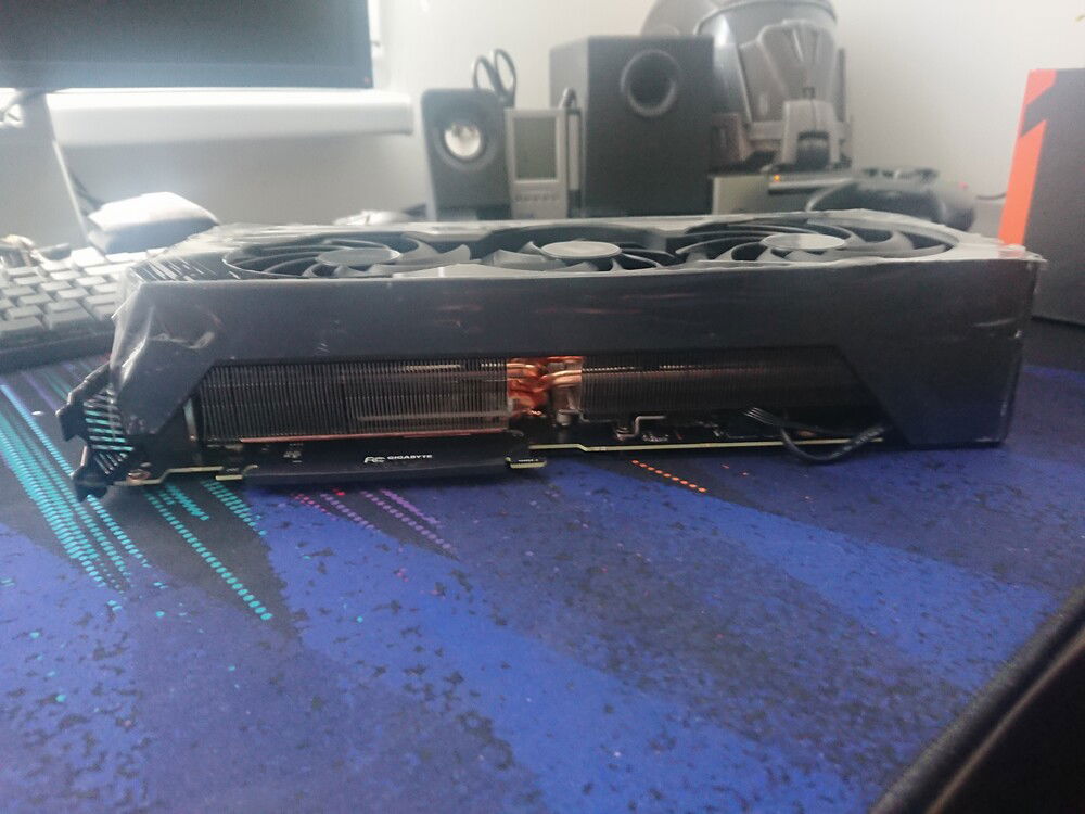 It's a real chonker too