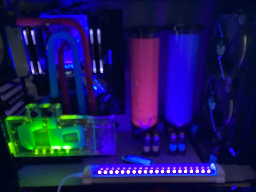 Mayhems XTR with UV lights on