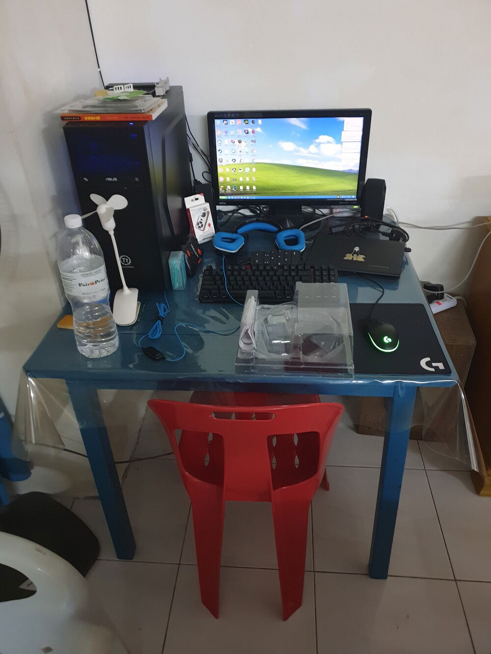 Hmmm, found the old G430 Headset, the leather was brittle and falling apart so, do some cleaning and boom, brand new (Also why did I have it in the first place? 🤔)