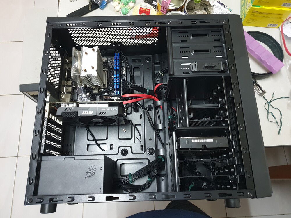 The casing that's being tossed away, now become my new casing (sort of because of the rust, not noticeable)