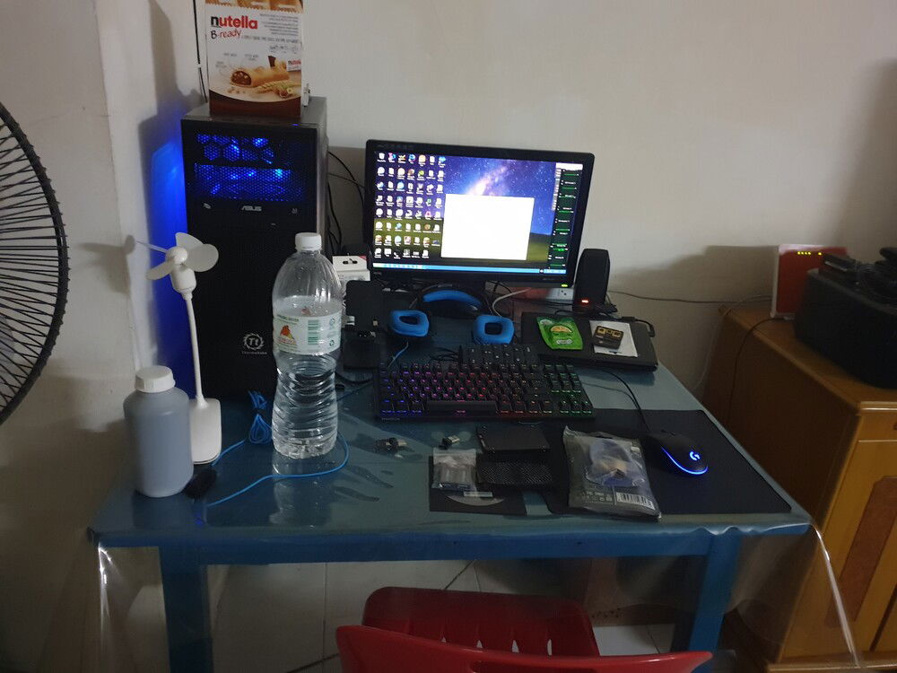 And here we are, I've done the fan tuning (lower fan speed), build the whole thing within a day, spend another day for the OS setup and it's windows 11 ready