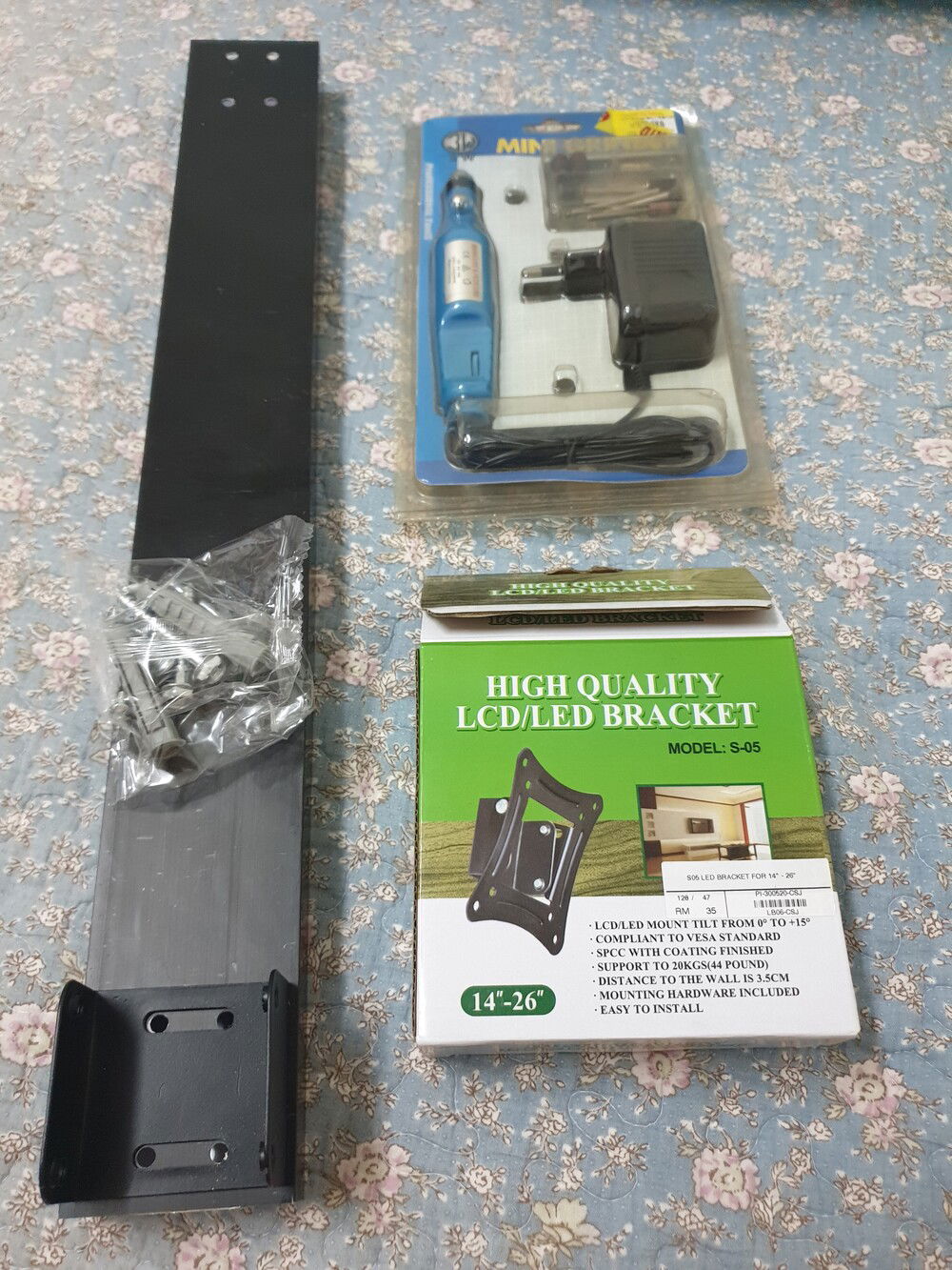 Just spend RM67 for the material, it's time to assemble the mount for myself :P