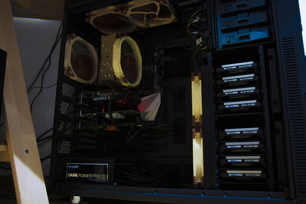 the storage controllers are visible just below the GPU