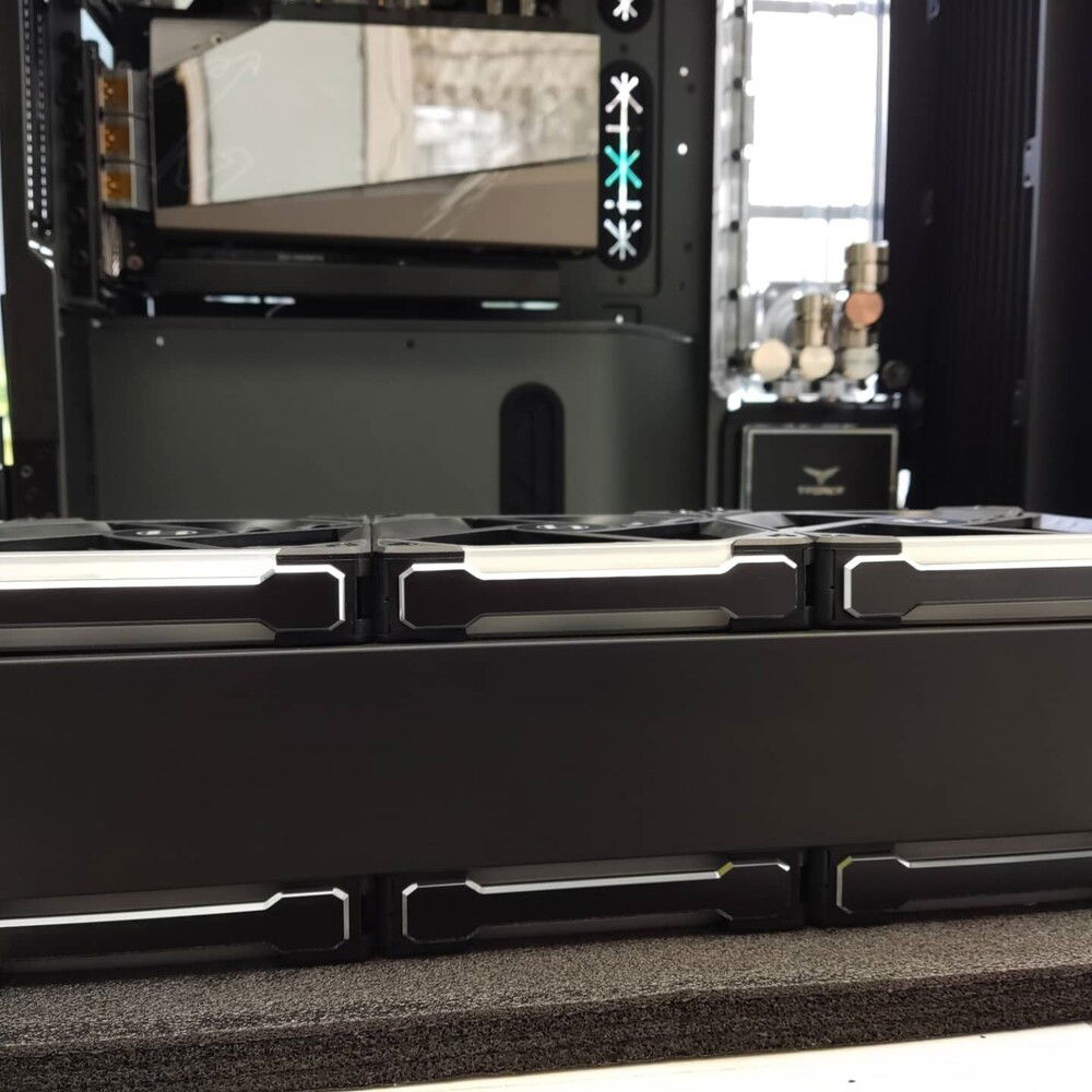 Some radiator thickness & Unifans