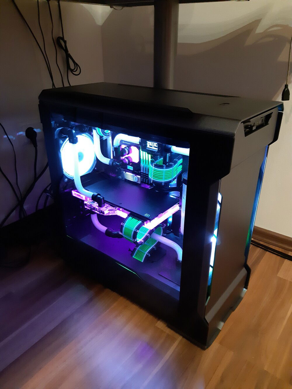 A touch of pink looks also pretty nice! :)