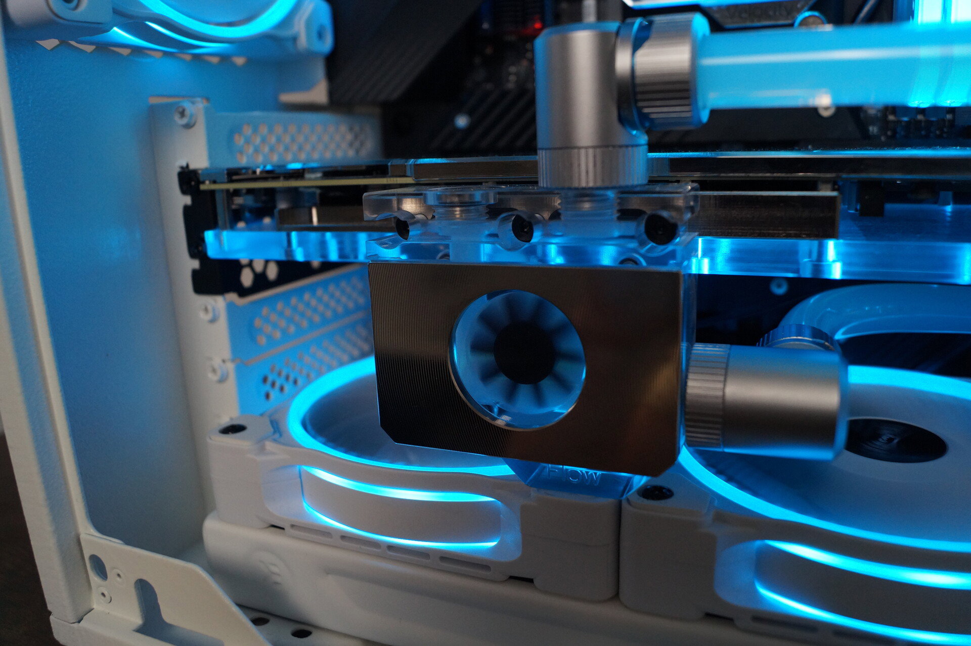 #4 EK InWin 303 » builds.gg
