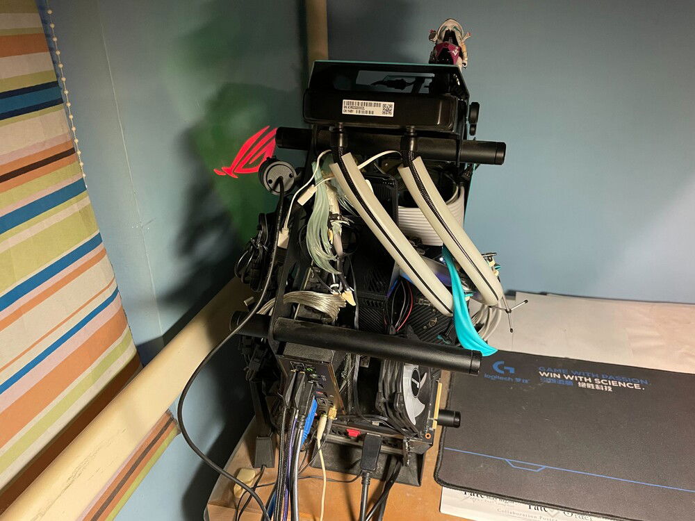 Rear view. Tilted as usual.