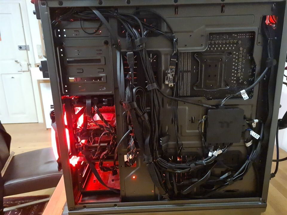 Post-cable management
