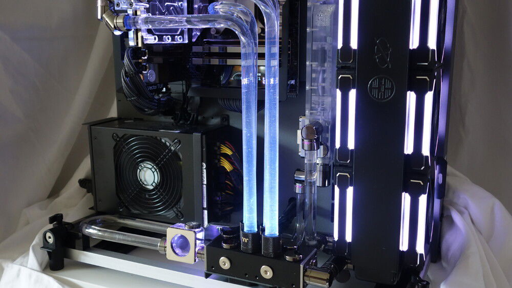 from the very start i had wanted these RGB fittings for a graduated lighting effect that works very well with the clear tubing and distilled water