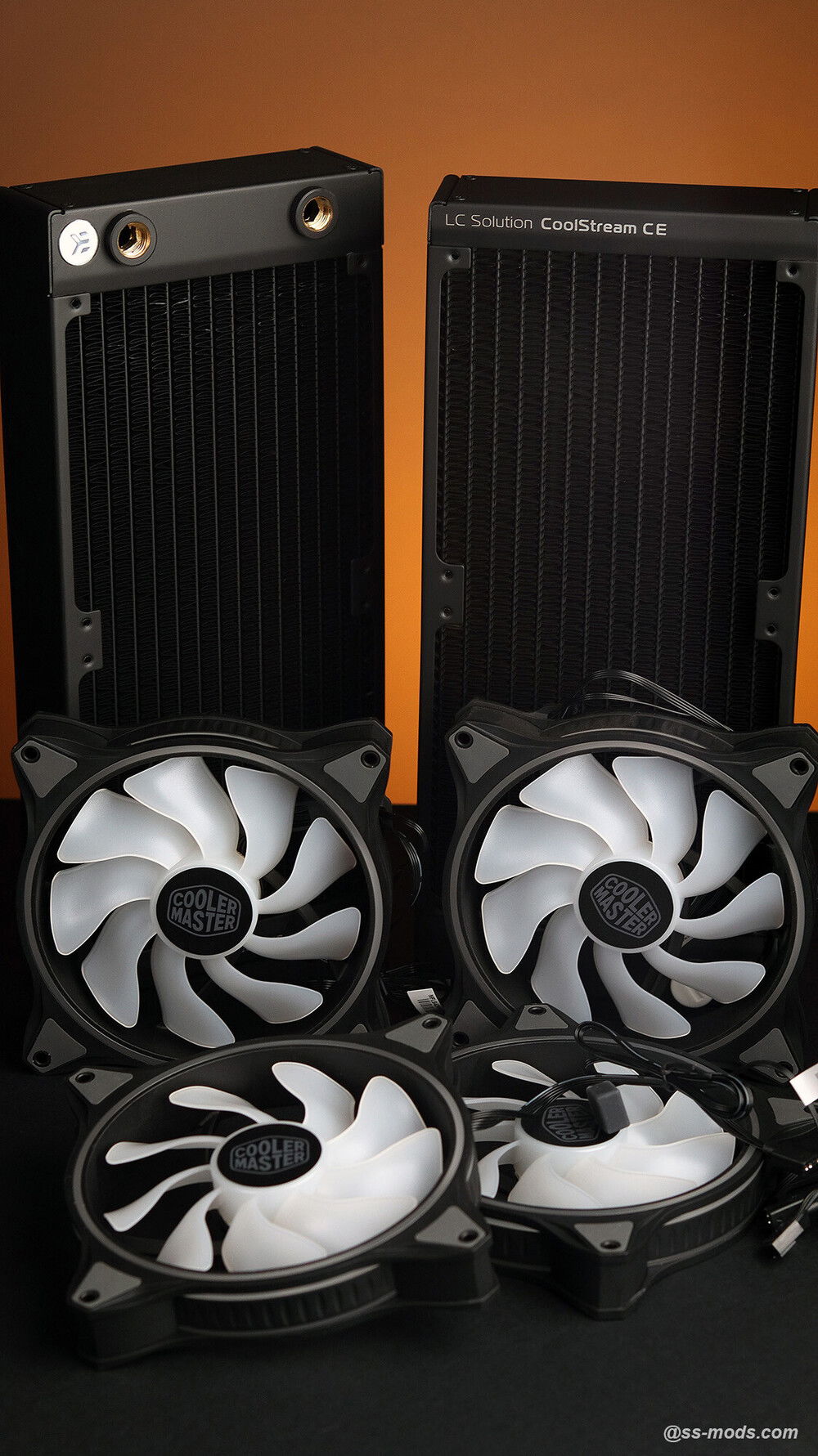 Cooler Master HALO 140mm fans and EKWB CE 280 radiators :)