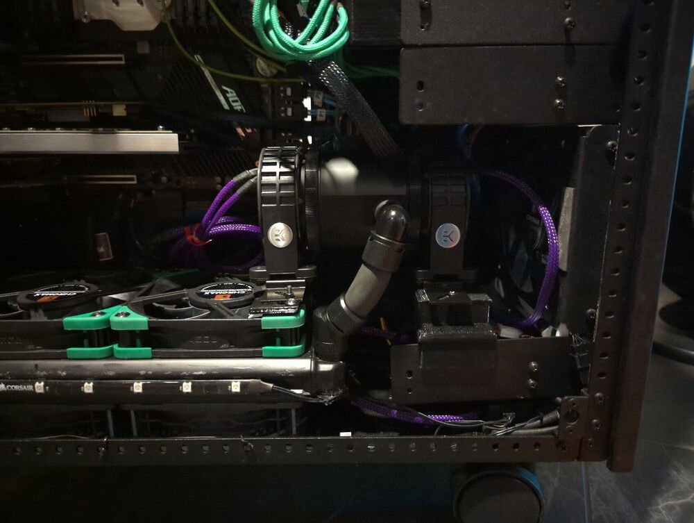 Dual XTOP and braces, side view (April 2022).