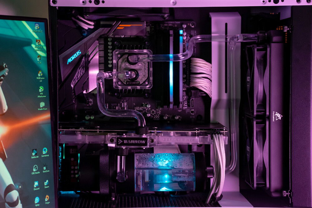 Without the h500's side panel.