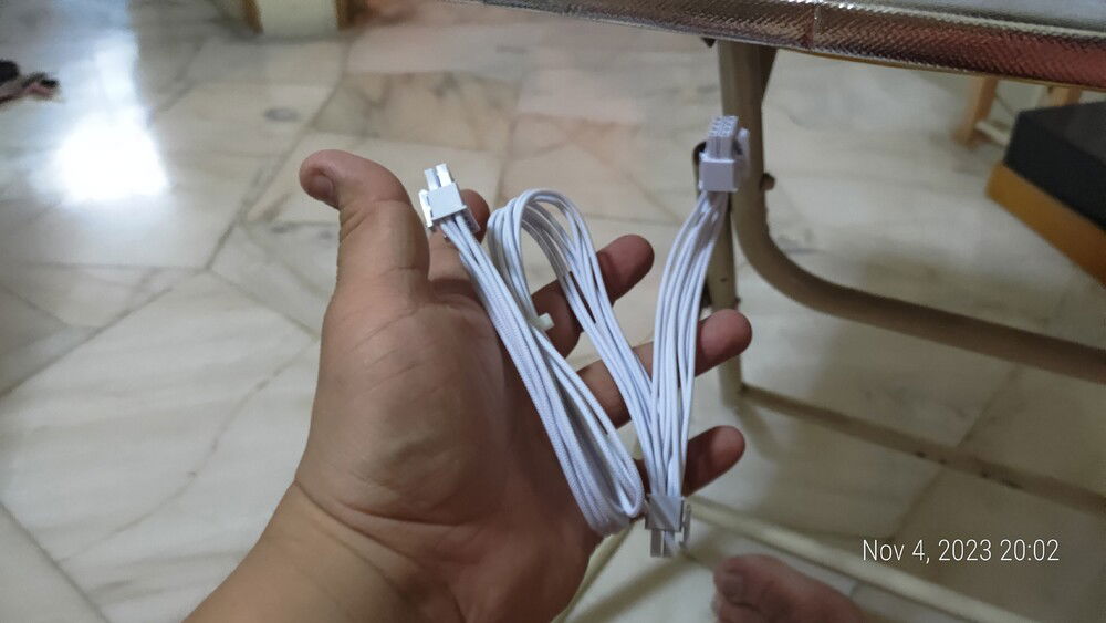 At this point, it’s time to install the power for the card. You know what? Fukuwachita. YOLO. And all that. We’re using the daisy chain cord.