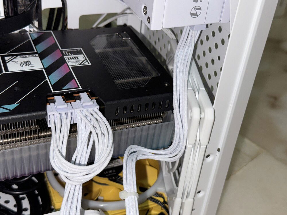 So thin, it slips between tight spaces!