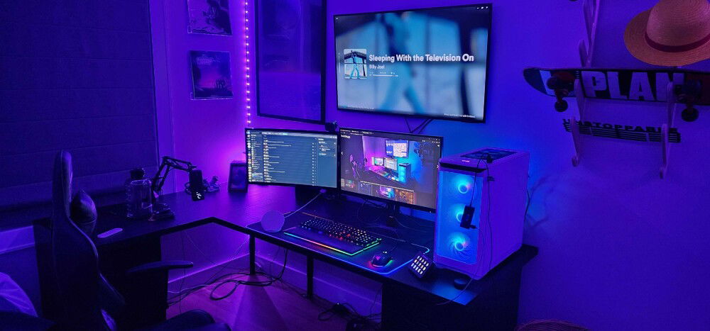 November 15, 2023. Long overdue update. Back in February 2023 I switched my mobo, ram, cpu, and upgraded an ssd. Since then I replaced the launchpad with an actual stream deck, as well as installed rgb strip lights in my room and put up decorations.