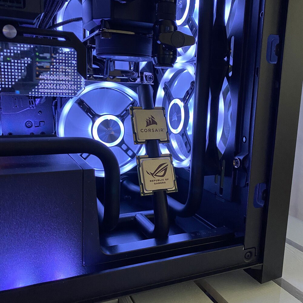 Detail 5
Custom made CPU for display