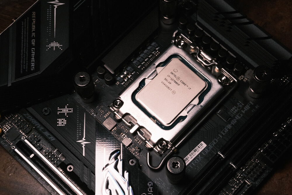 All four are on and ready for the block.