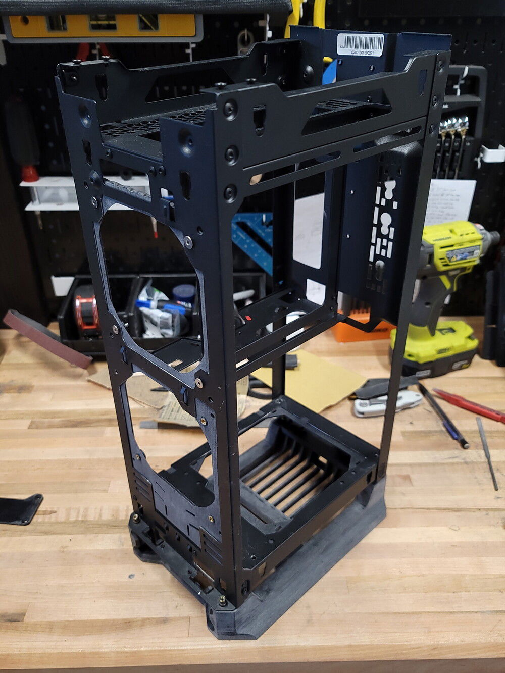 Base and rear radiator shroud test fit. Heat set nuts used in the radiator shroud and rivet nuts used in the frame for mounting the base.