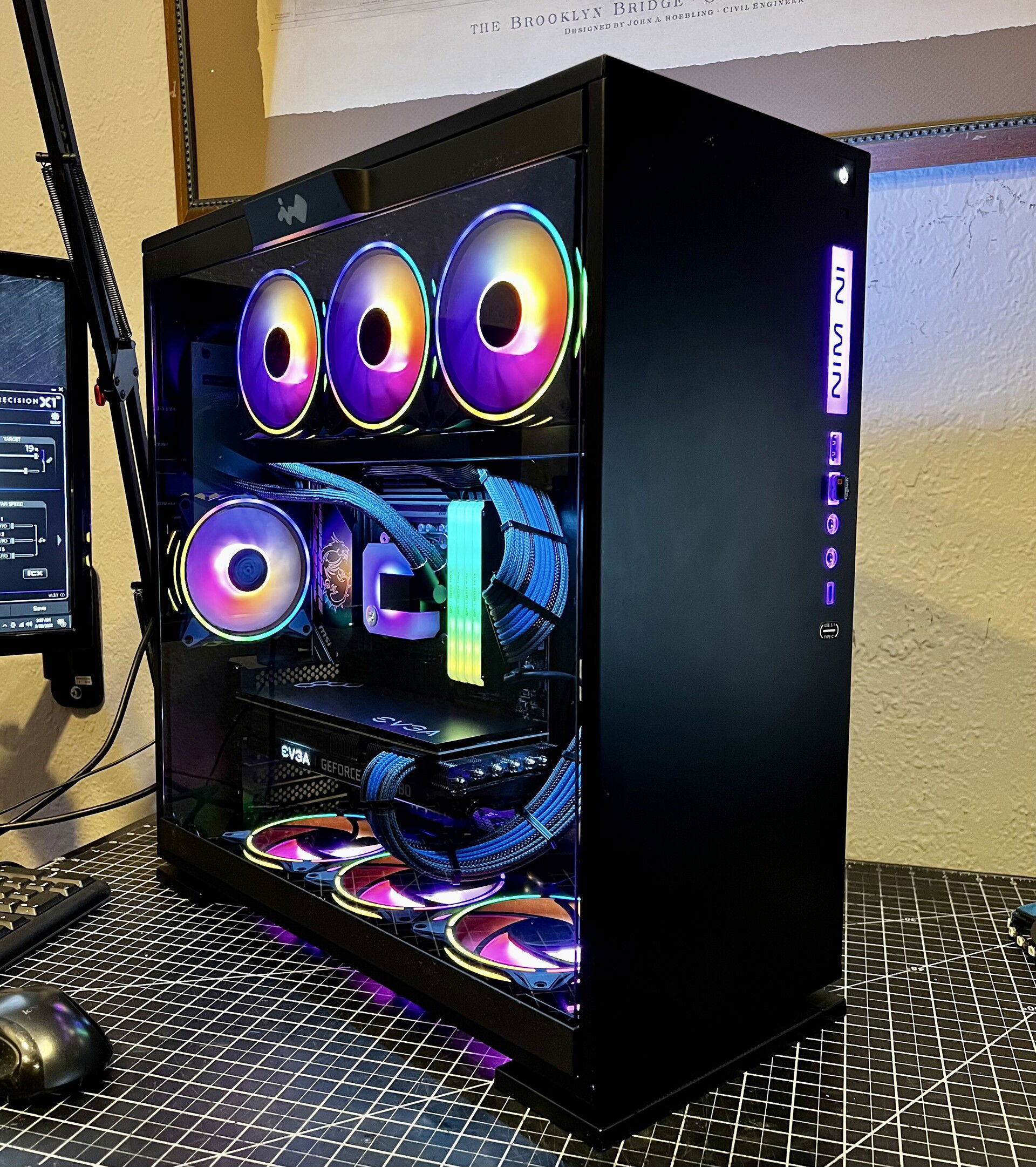 InWin 303C with some custom accents » builds.gg