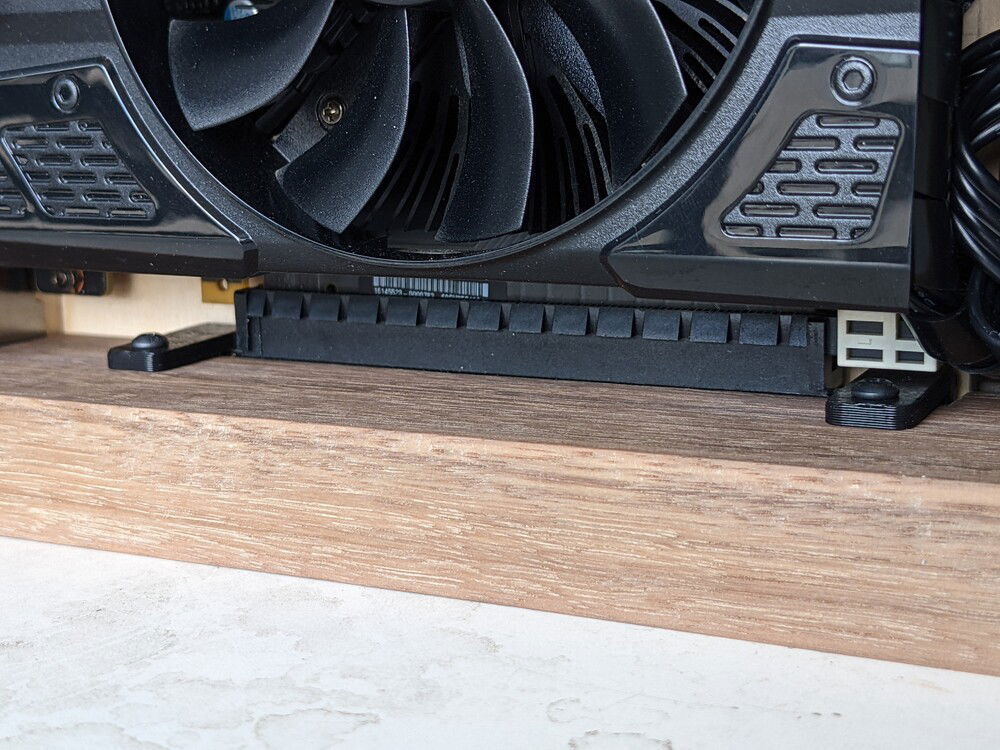 pcie extension mounted into the cavity of the frame