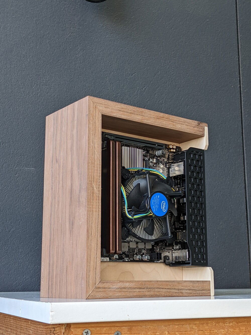 Experimenting with IO cover and Ram heatsinks