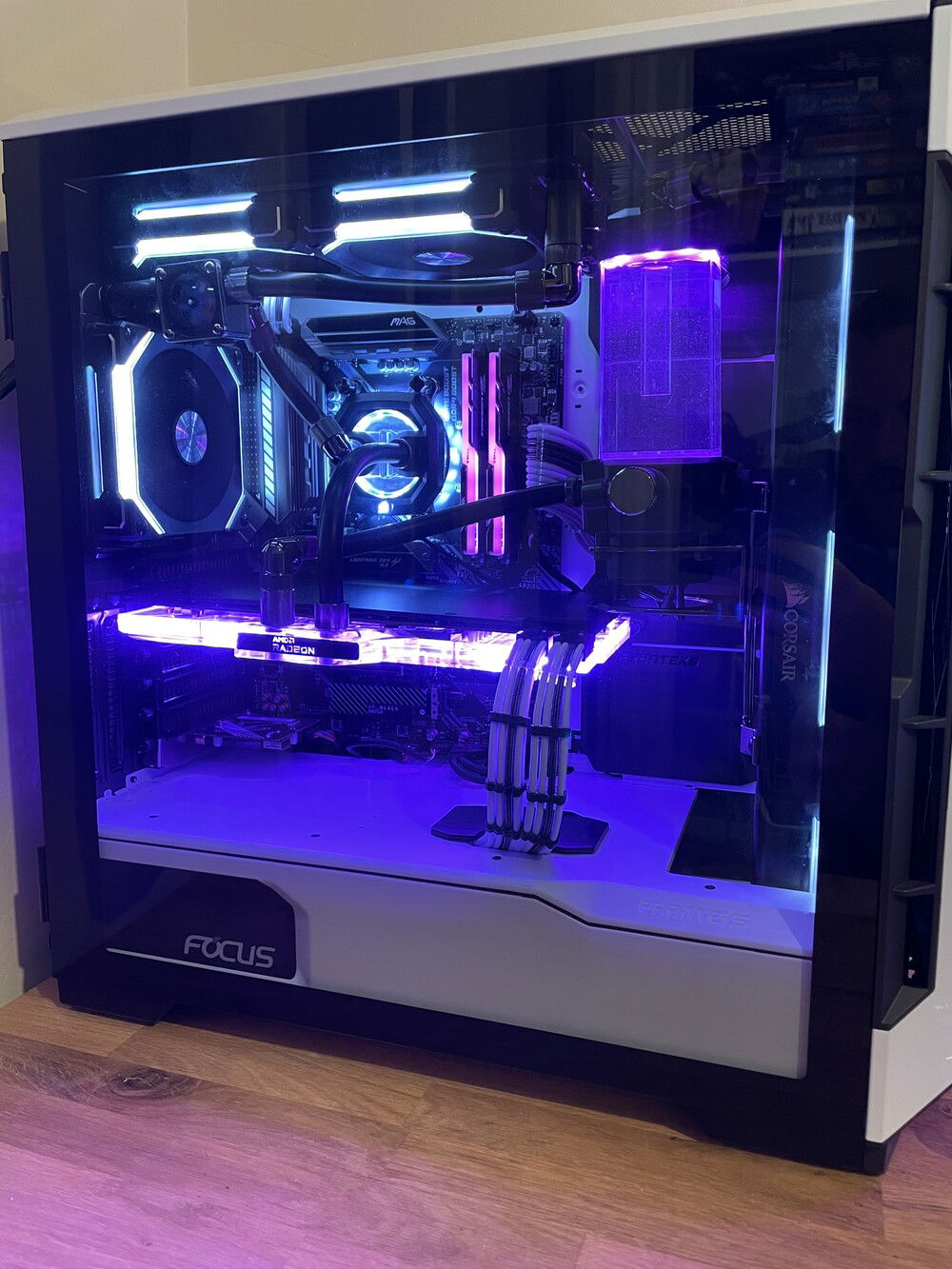 Phanteks P600s Watercooled » builds.gg