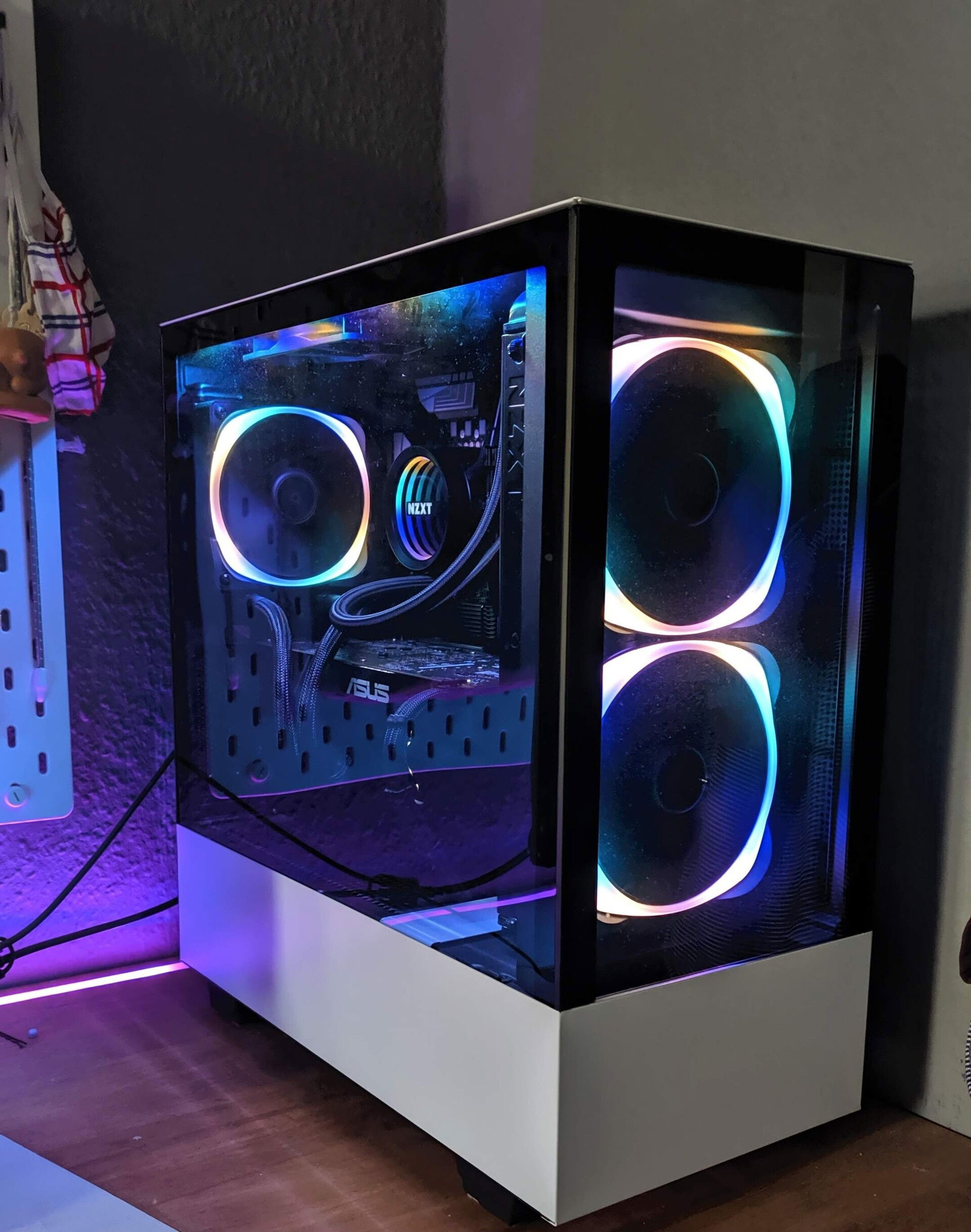 Out Of The Box Nzxt H510 » Builds.gg