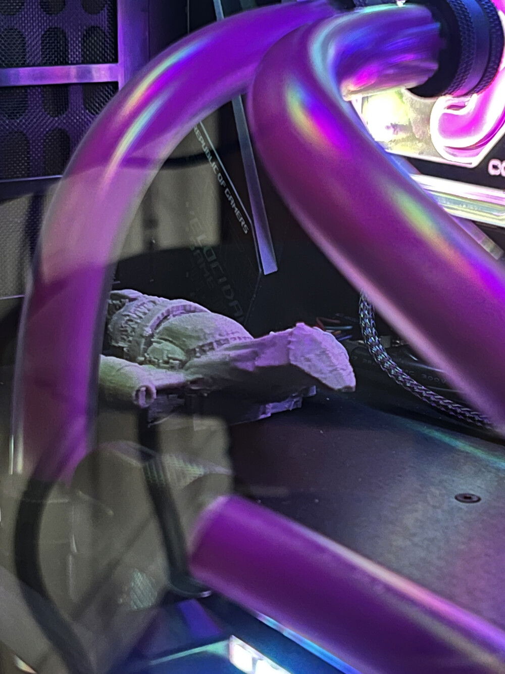 "Midbulk transport. Standard radion accelerator core. Class code 03-k64, Firefly."