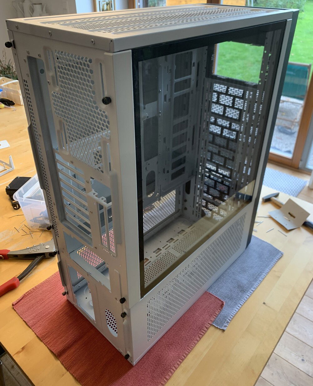 I used white spray paint, this was the final result.