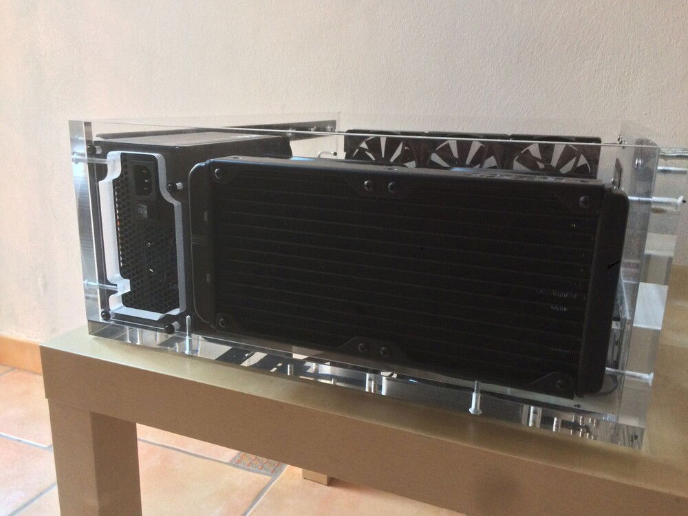 Rear view: detail of 240mm radiator and PSU air outlet