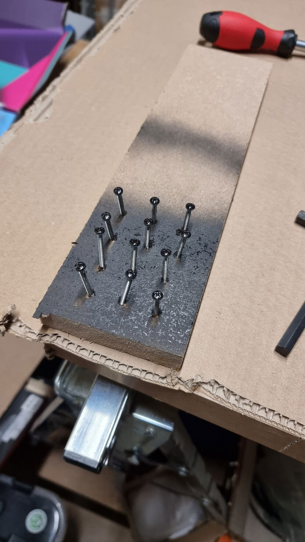 Screw color customisation