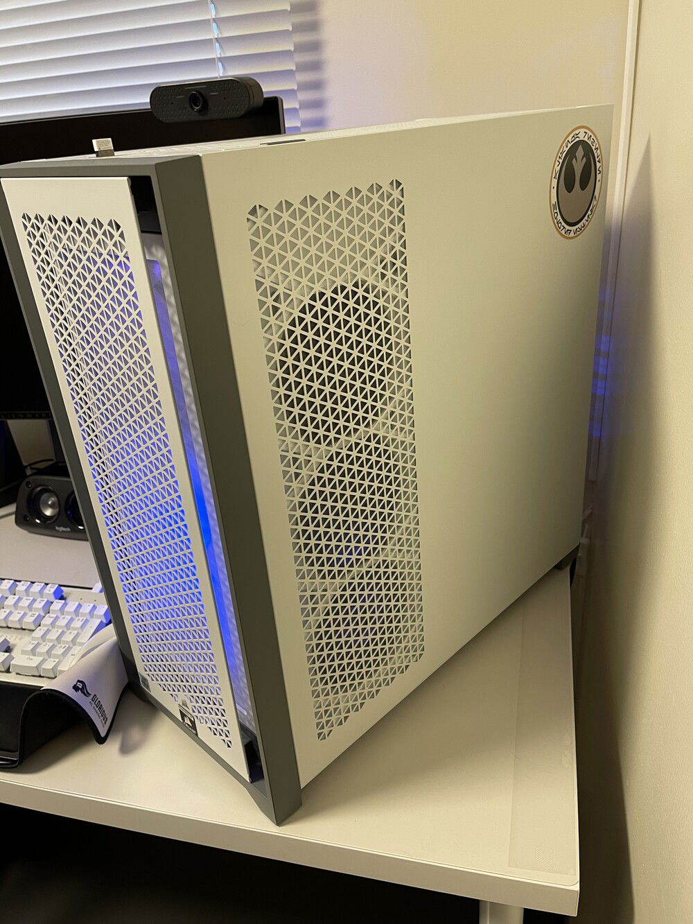 The rebel alliance sticker (I'm a huge Star Wars fan) was custom printed by a logo store that I found in Okinawa, Japan.