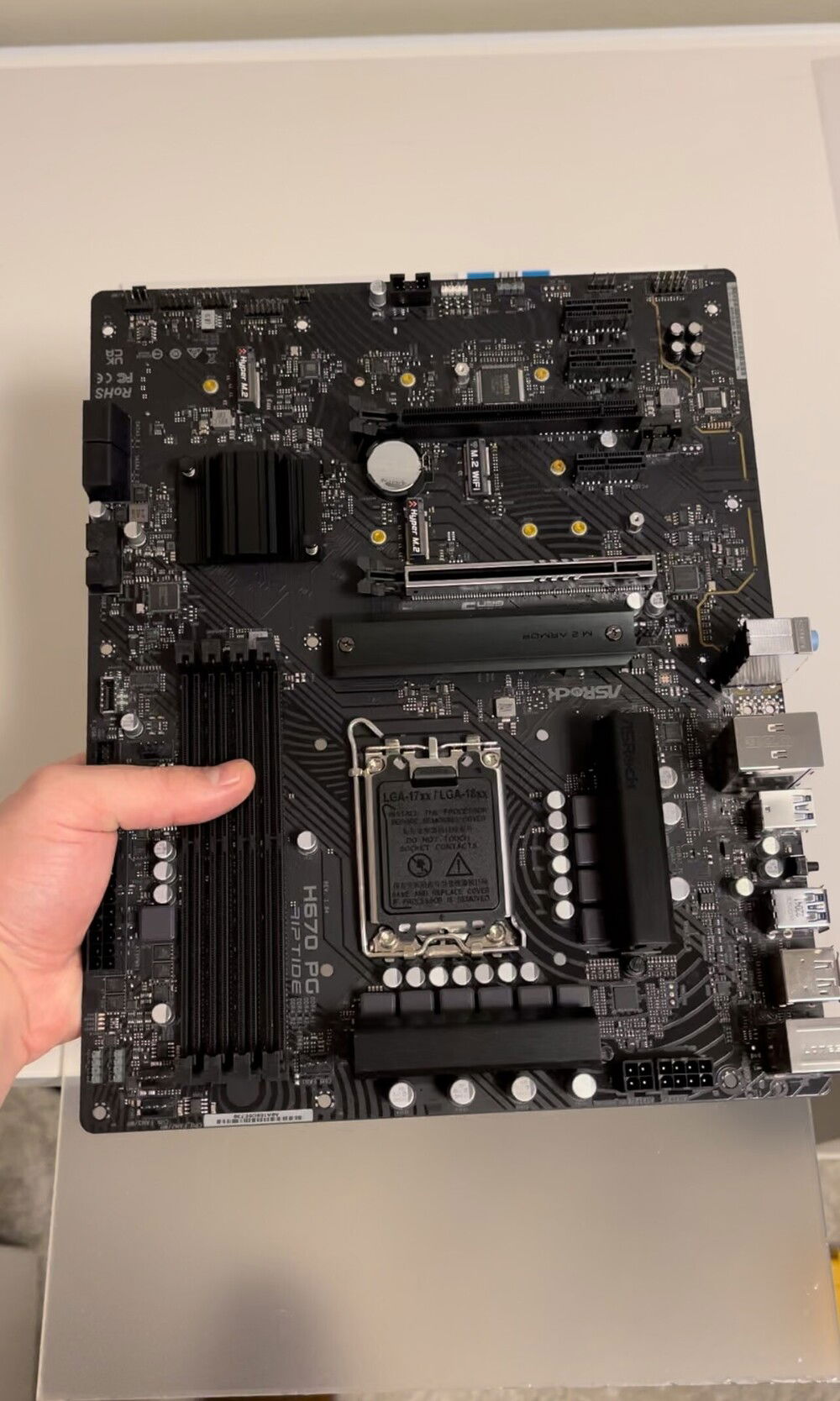 Used a cheap 1700 mobo as a template for the mounts, but it will also serve as a nice 1700 socket test board.